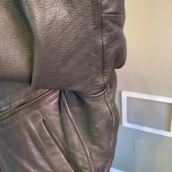 Chevignon Paris Vintage Black Thick Leather Bomber Aviator Coat - Picture 9 of 17